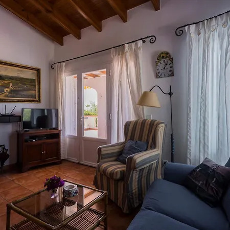 Villa Silvina - Close To The *