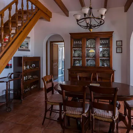 Silvina - Close To The